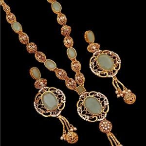 The empress Jewel-Gold-Tone Mint Green Stone Filigree Women’s Jewelry Set
